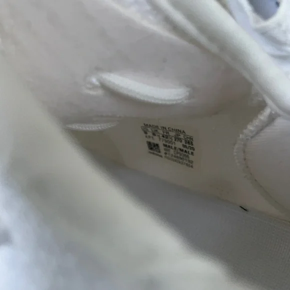 Yeezy 350 V2 Cream